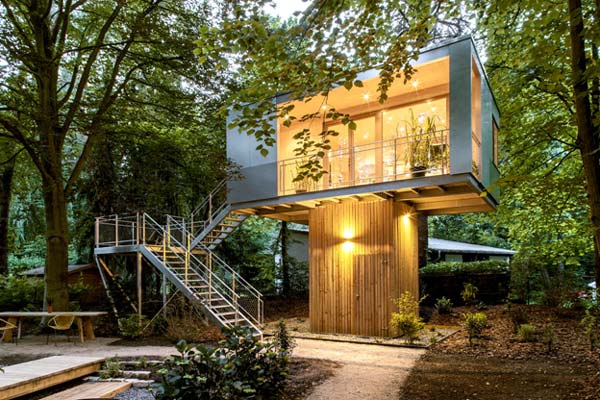 Photo of a modern house design called the Treehouse