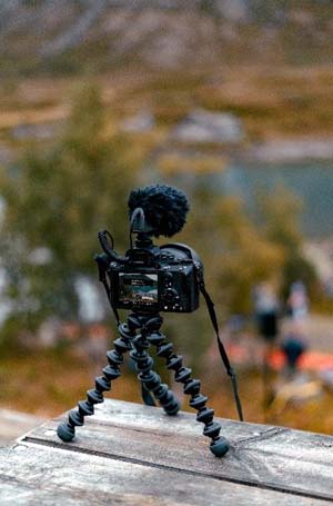 Photo of a camera on a tripod