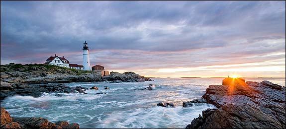 Photo of Head Lighthouse outside Portland Maine